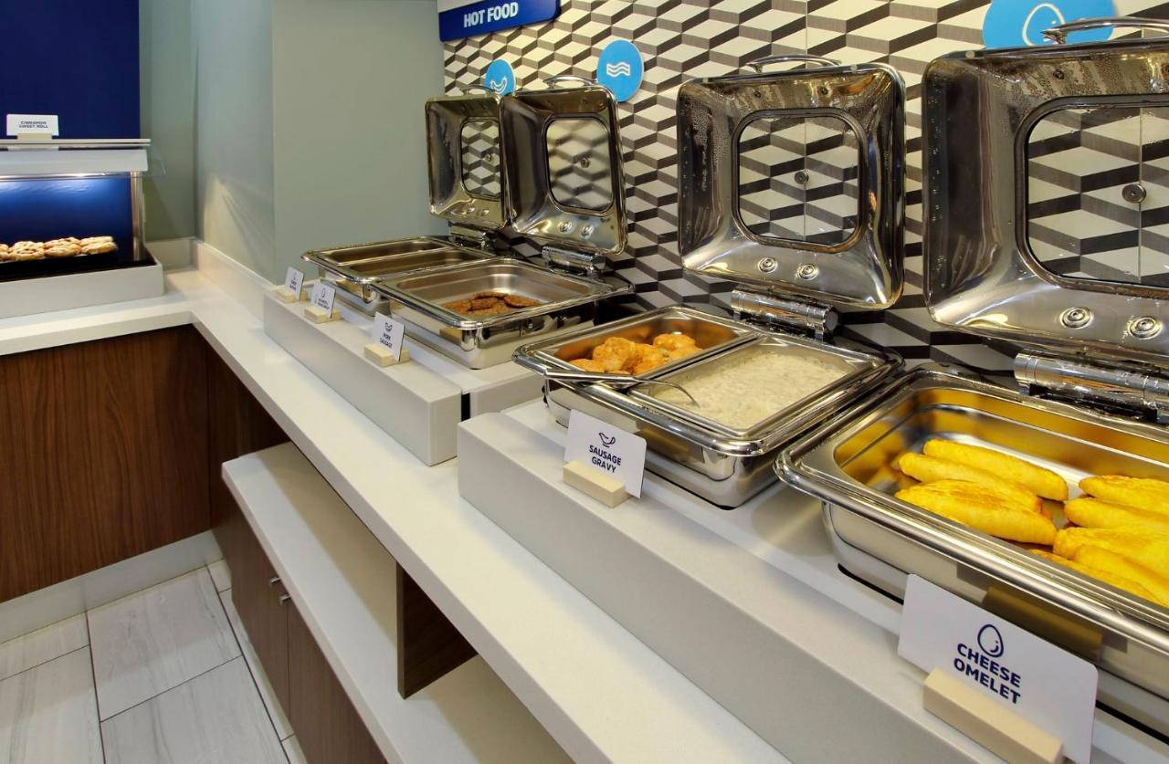 Holiday Inn Express - Sauk City By Ihg Prairie Du Sac Dış mekan fotoğraf